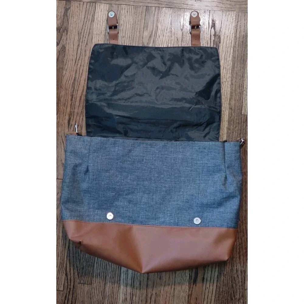 CRG Prestige Large Messenger Bag Grey Brown Carry On Medical Diaper‎ Bag 19x12